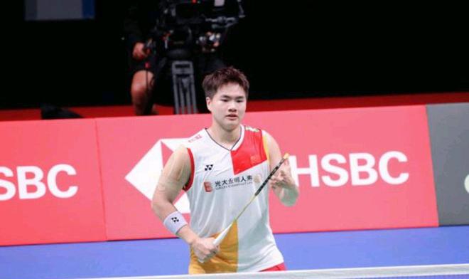 球员们在争 球员们在争