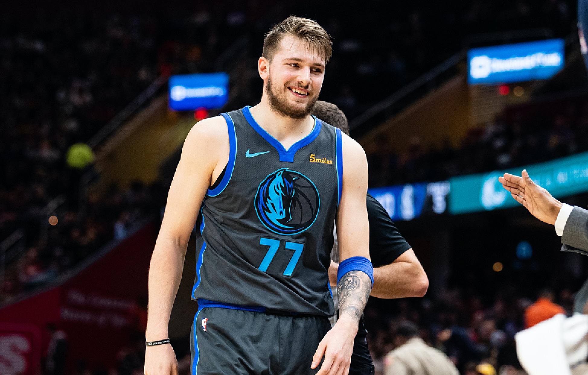 为布鲁诺建 为布鲁诺建